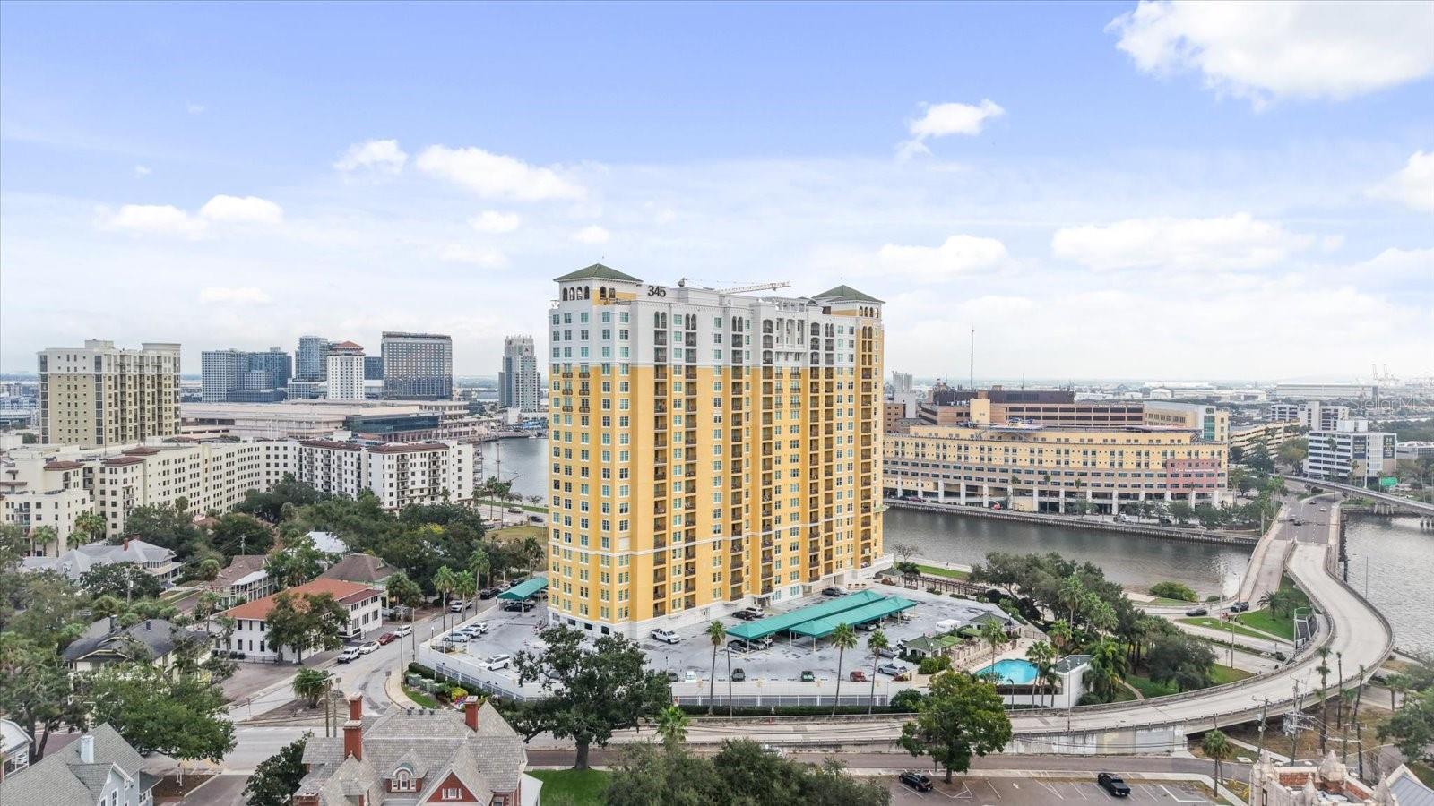 345 BAYSHORE BLVD #706