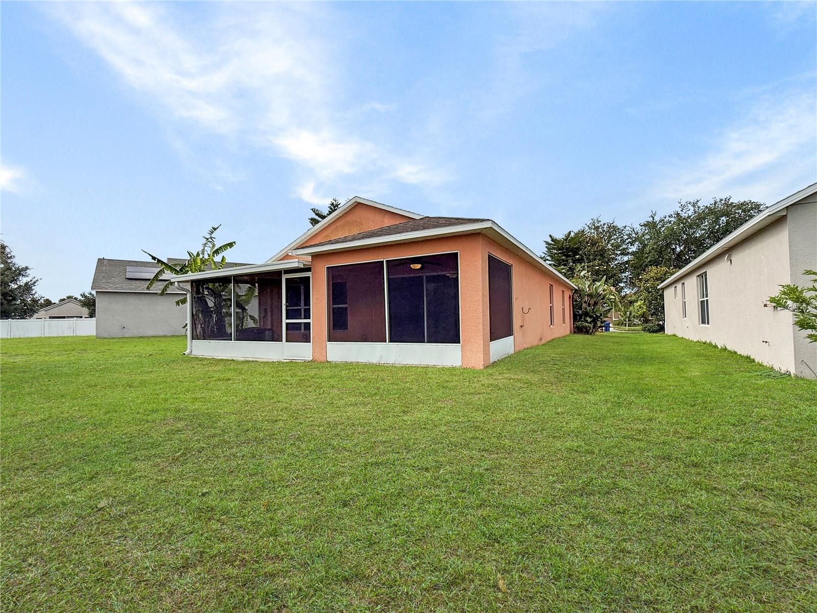 7115 FOREST MERE DR