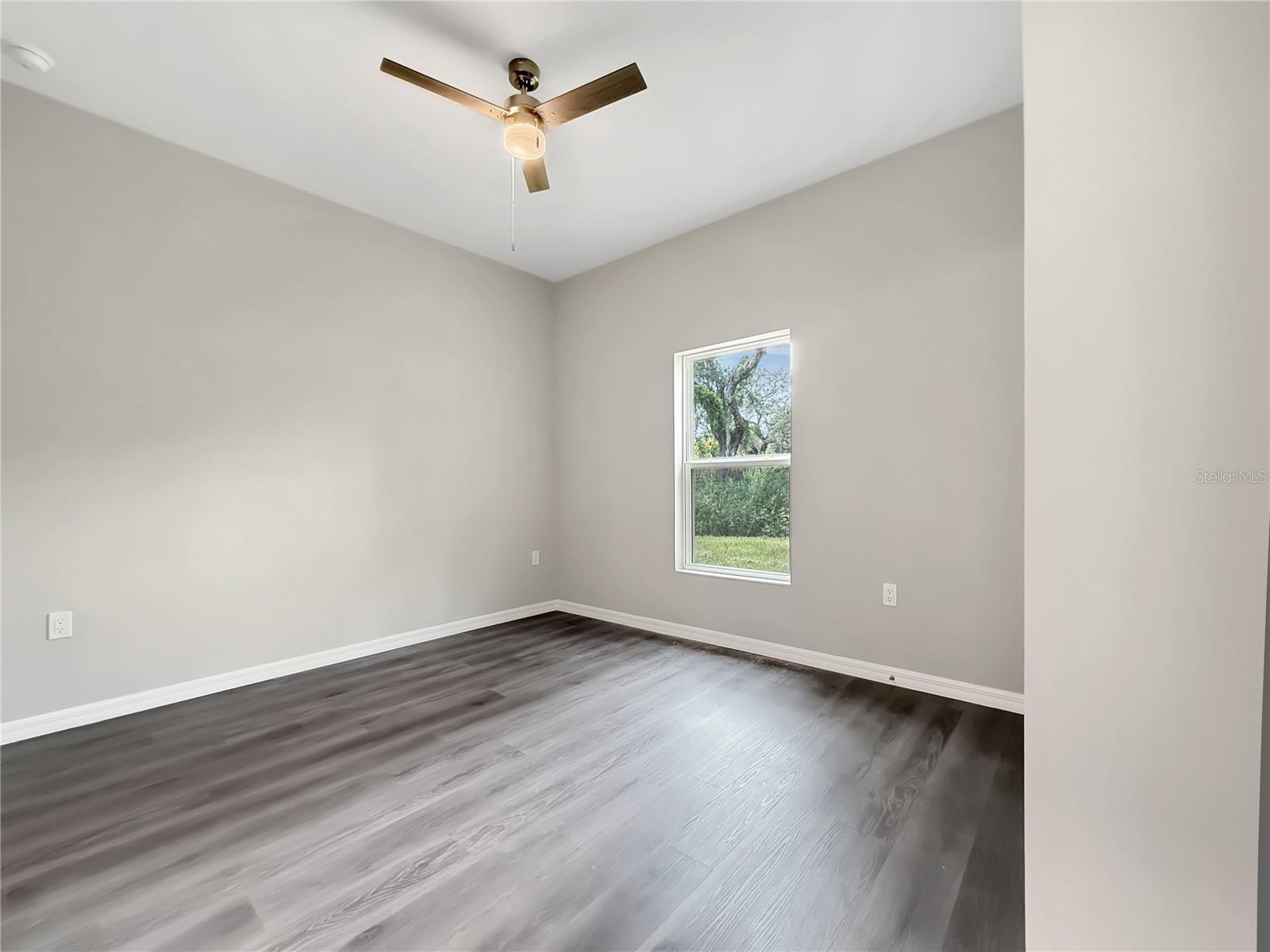5020 FINDERS COURT