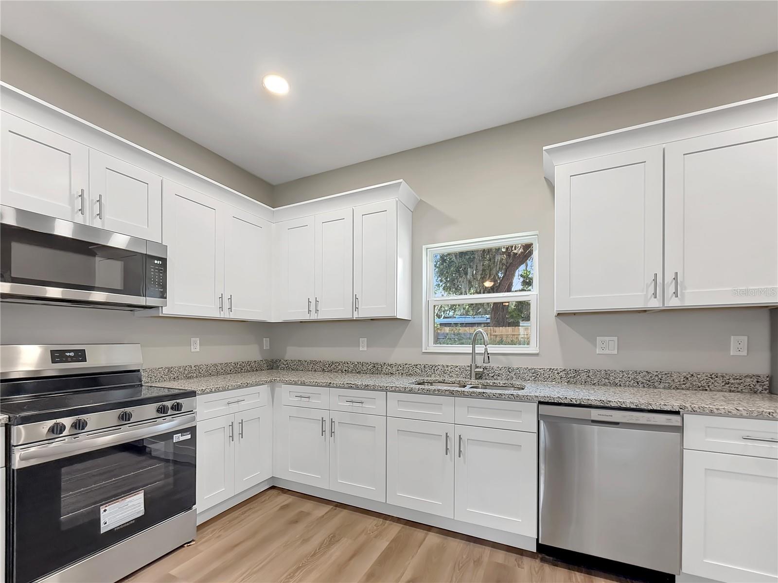 5020 FINDERS COURT