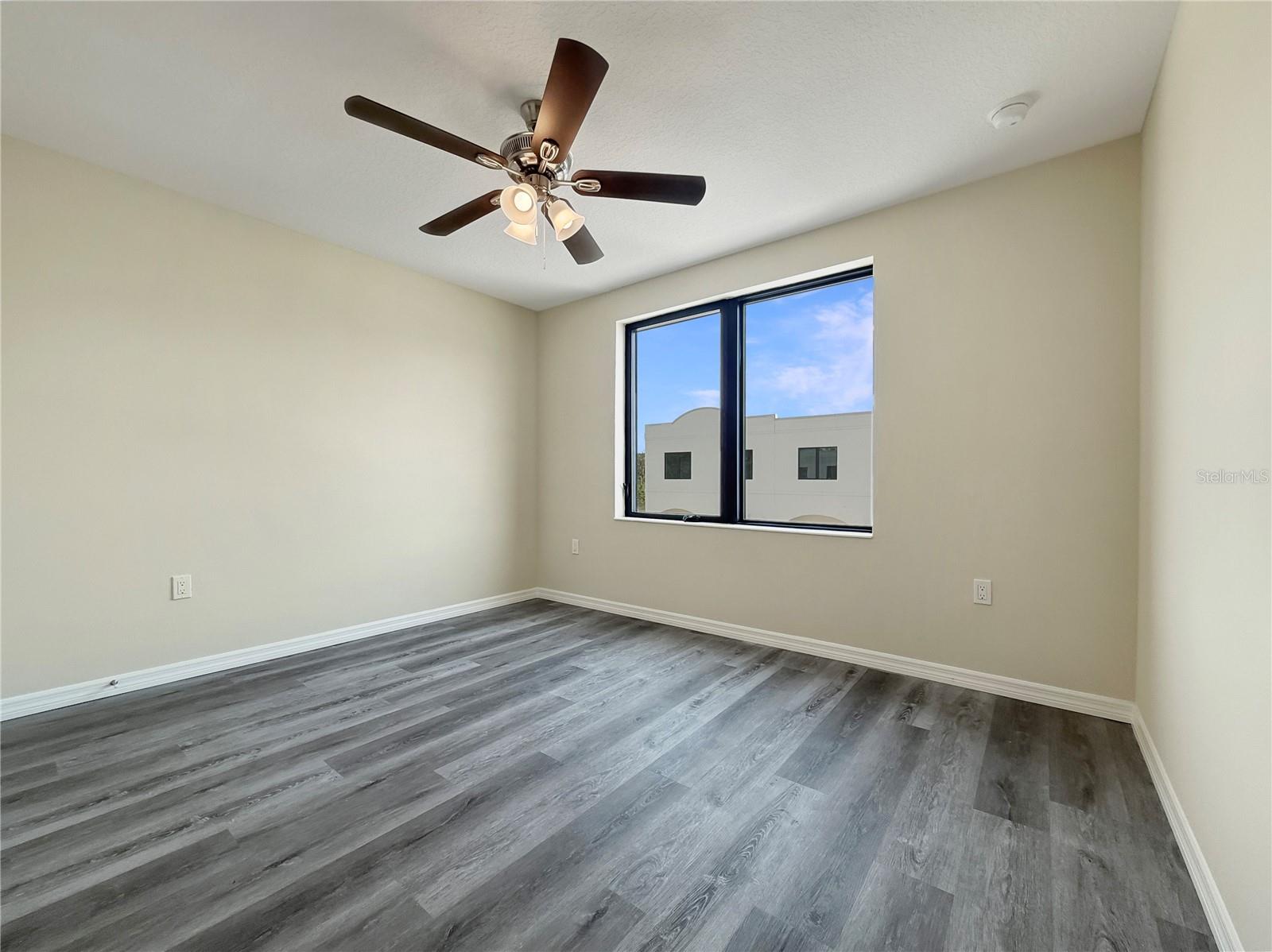 4345 CAMBIO GARDENS CT