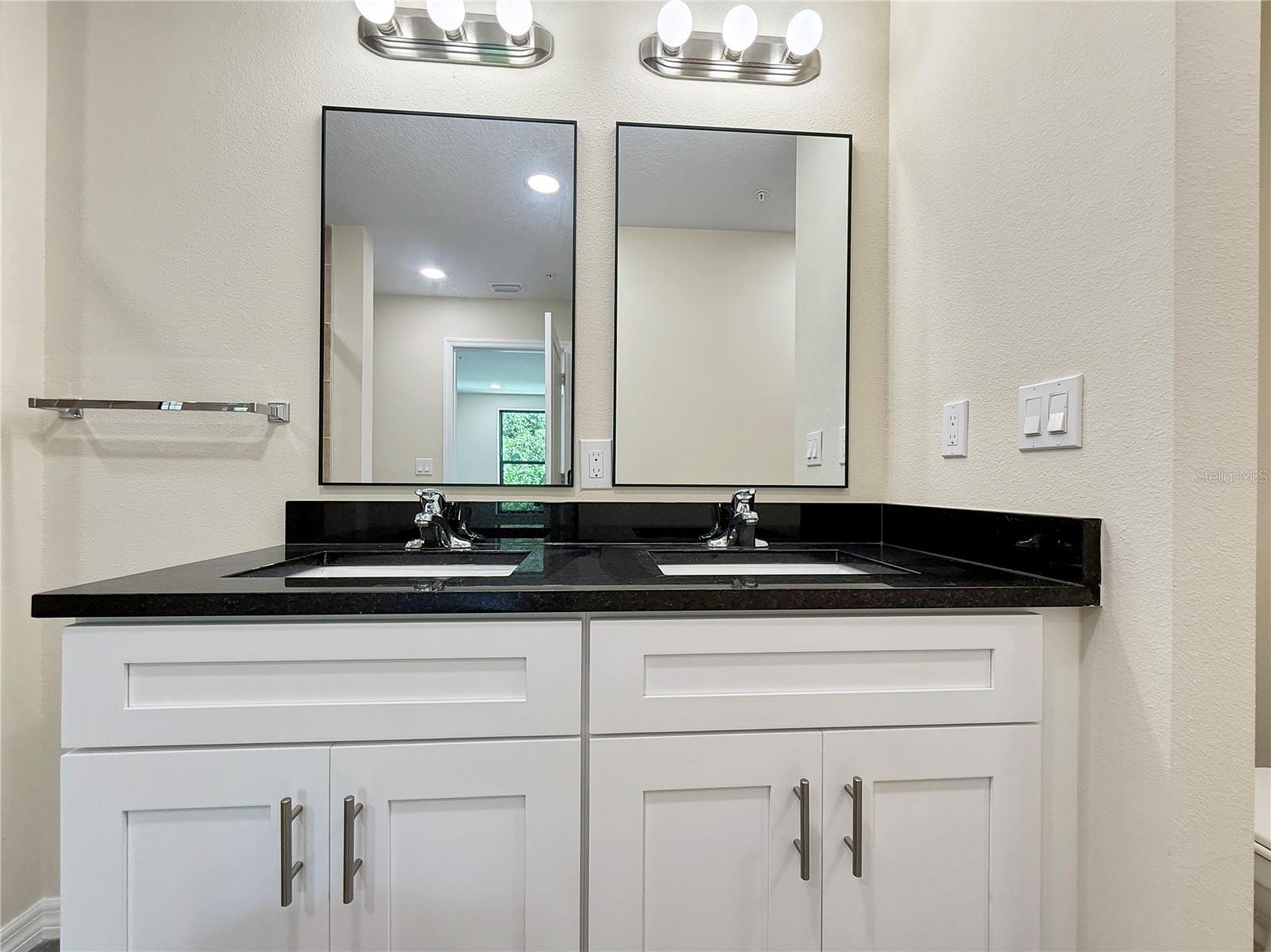 4345 CAMBIO GARDENS CT