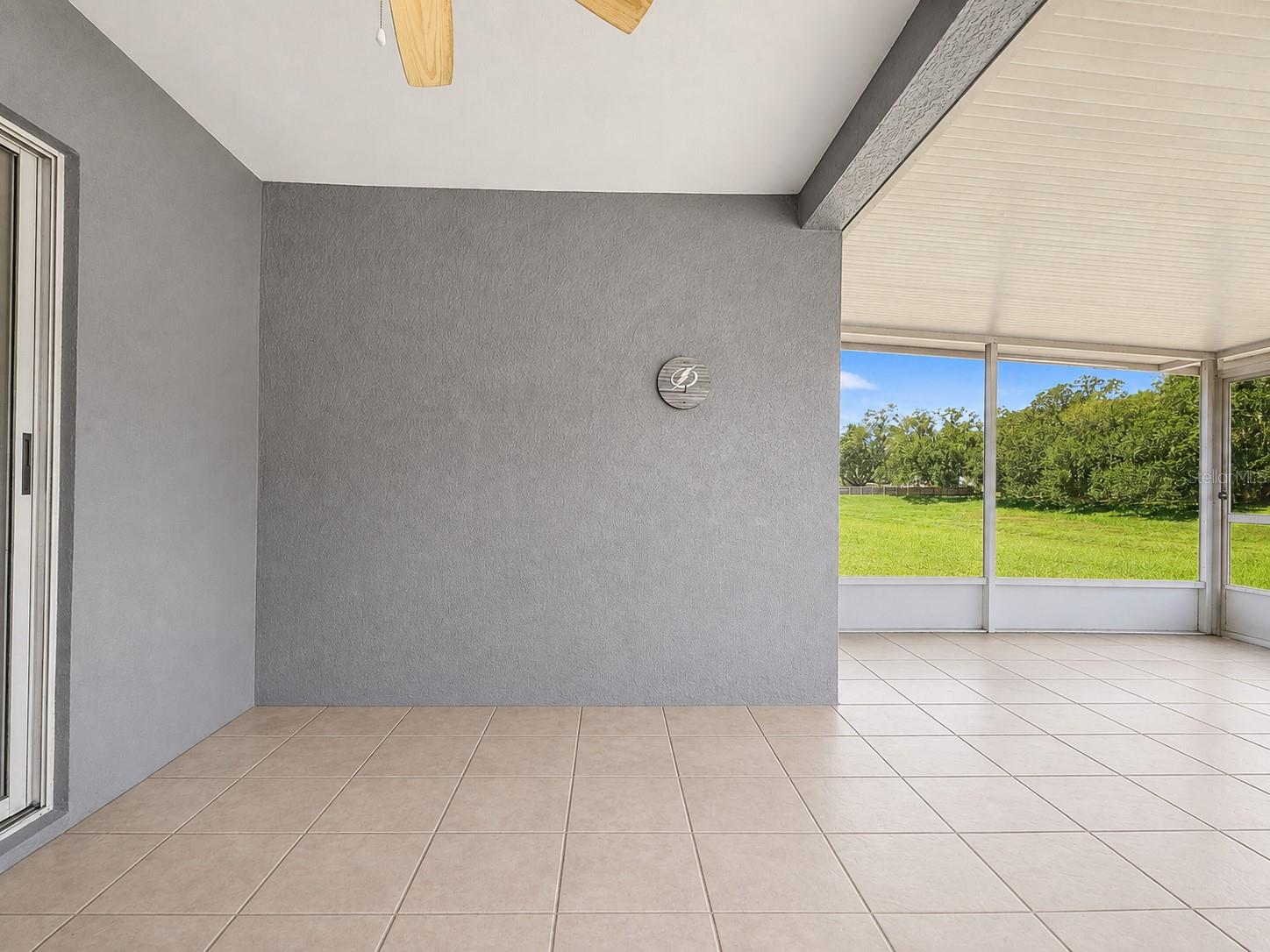 3012 SUMMER HOUSE DR