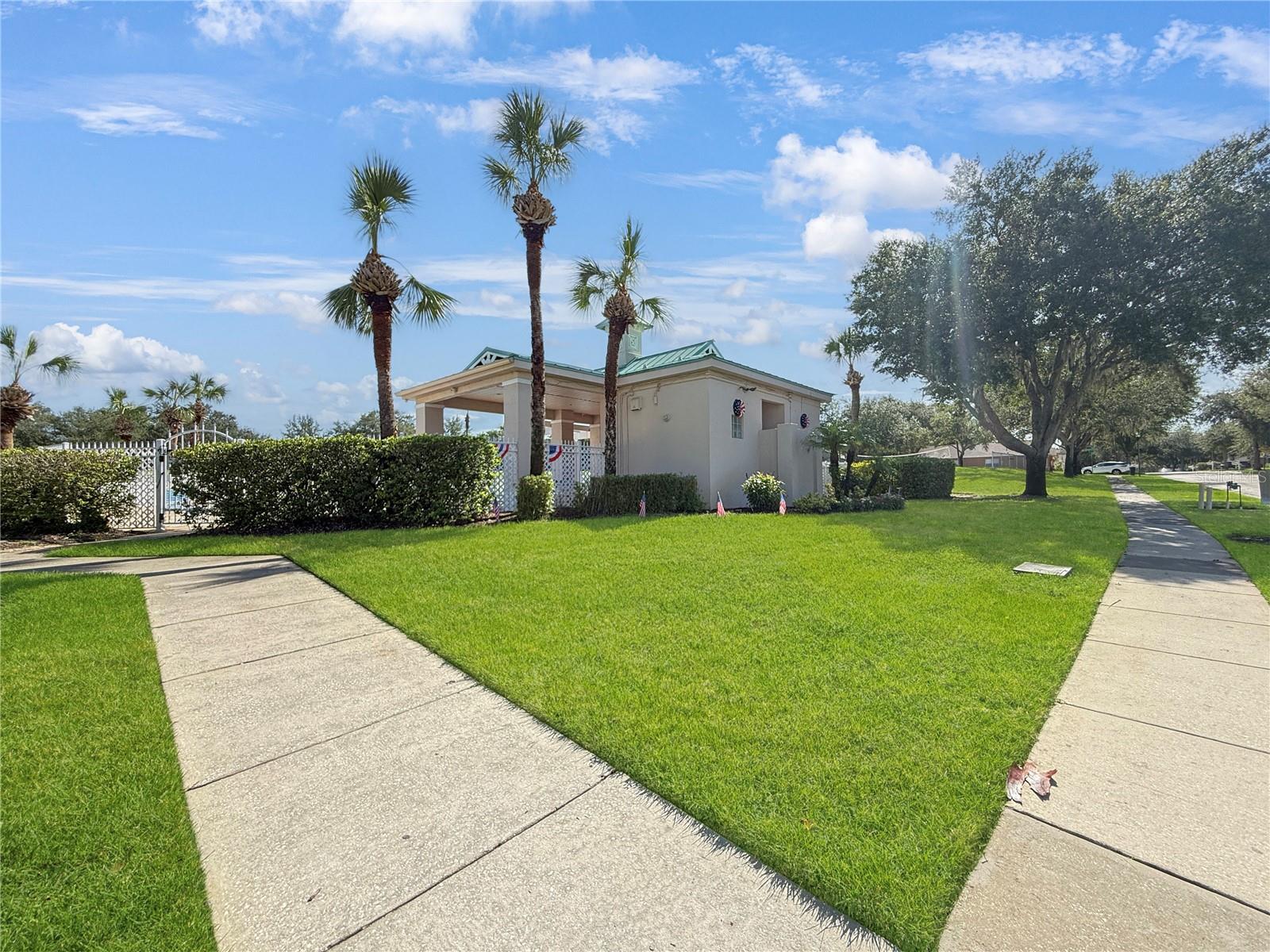 3012 SUMMER HOUSE DR