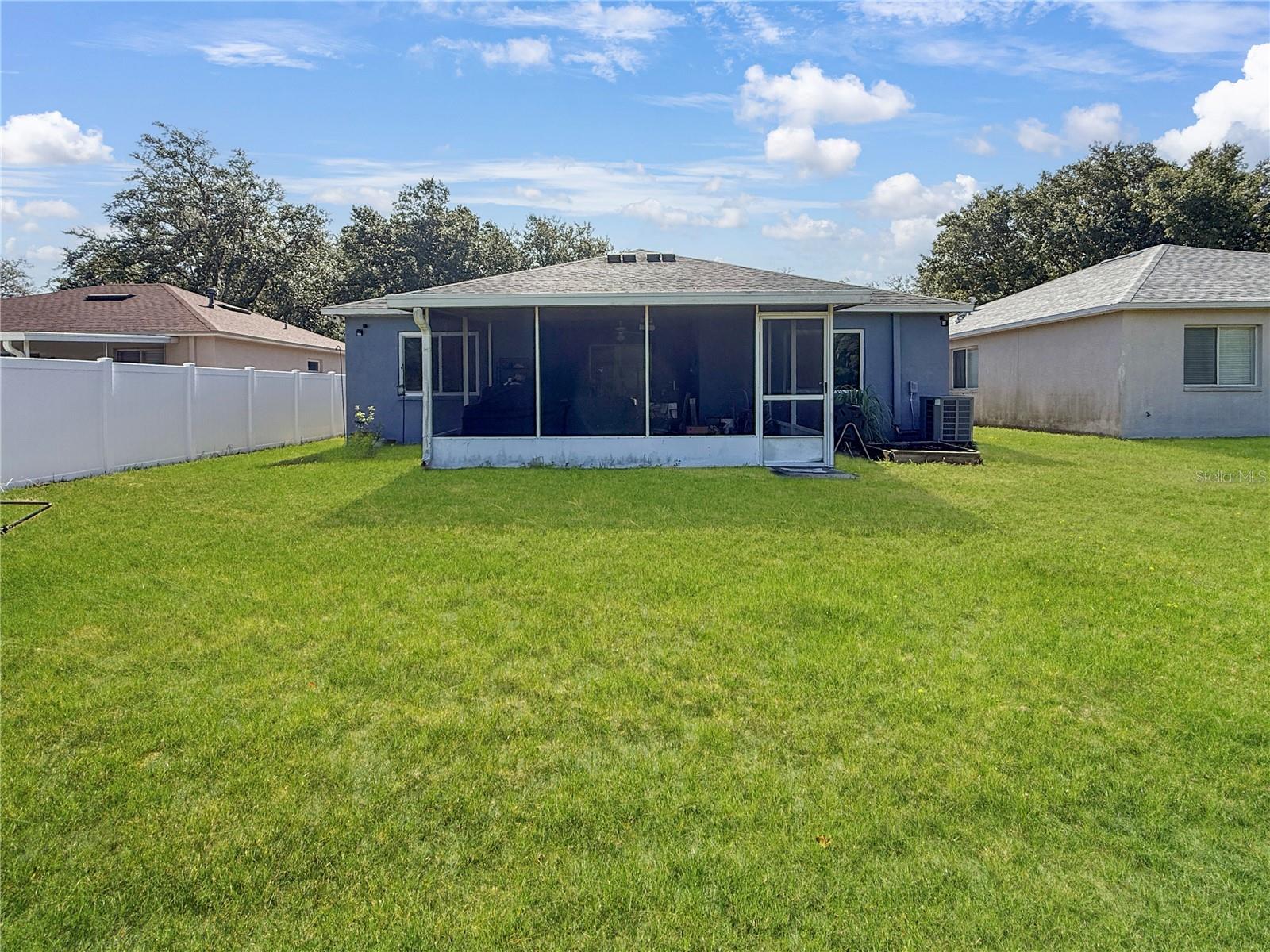 3012 SUMMER HOUSE DR