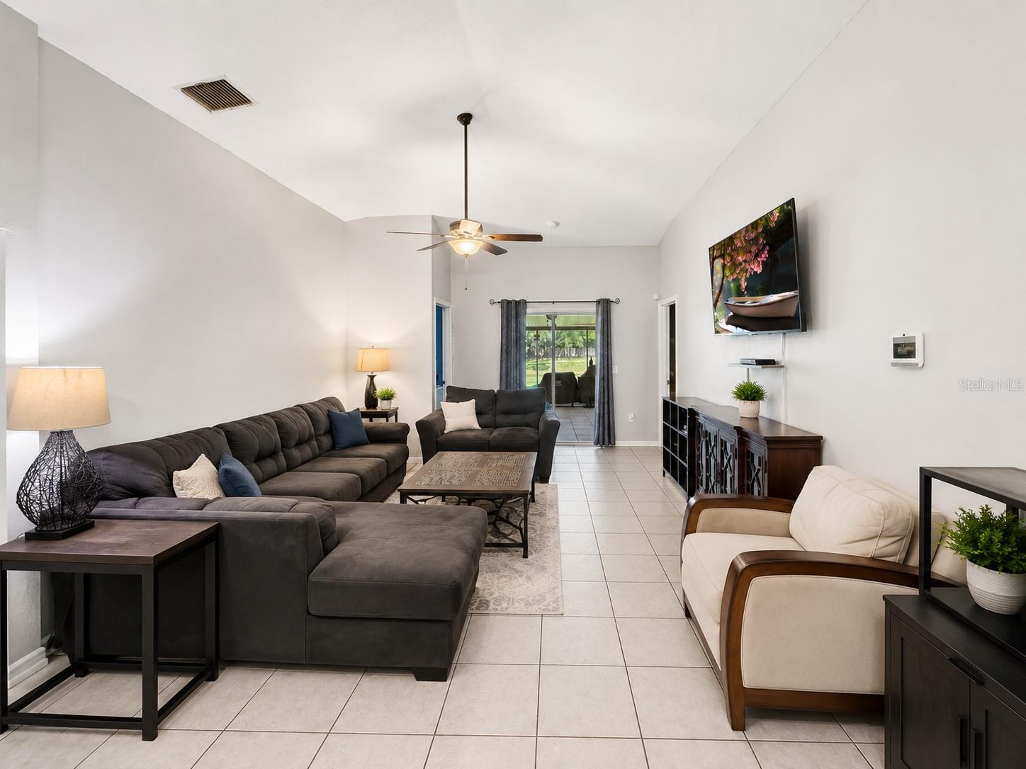 3012 SUMMER HOUSE DR