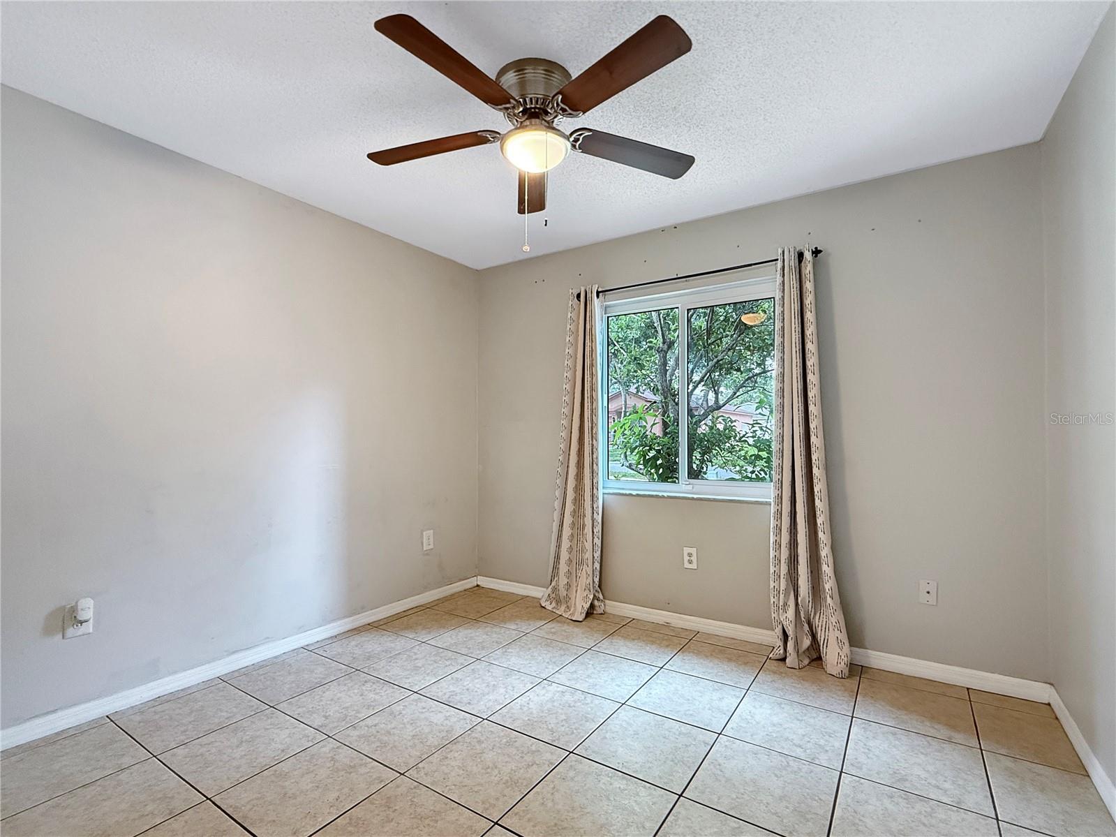3012 SUMMER HOUSE DR