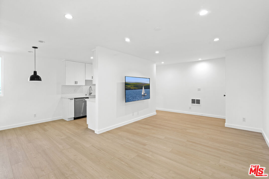 23901 Civic Center Way Unit: 126