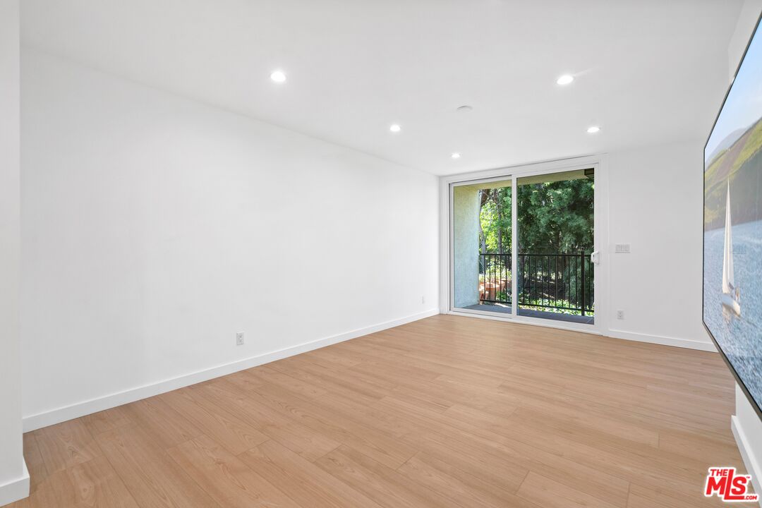 23901 Civic Center Way Unit: 126