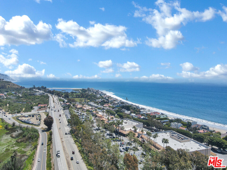 23922 De Ville Way Unit: B