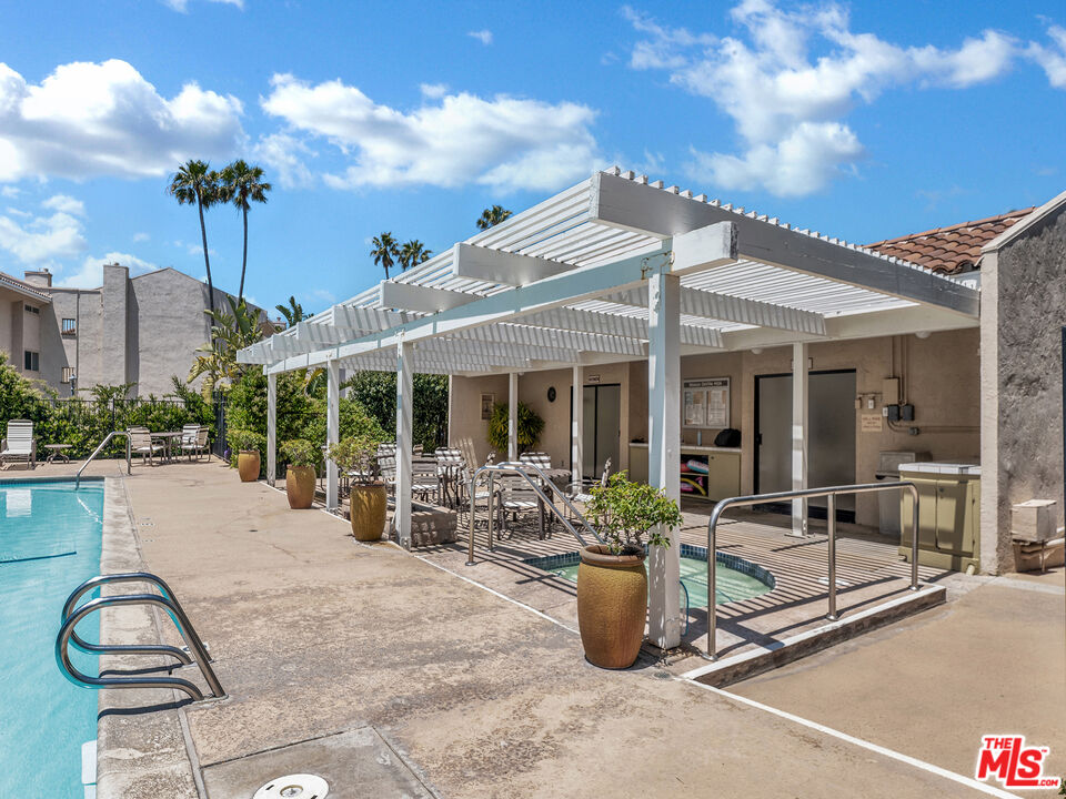 23922 De Ville Way Unit: B
