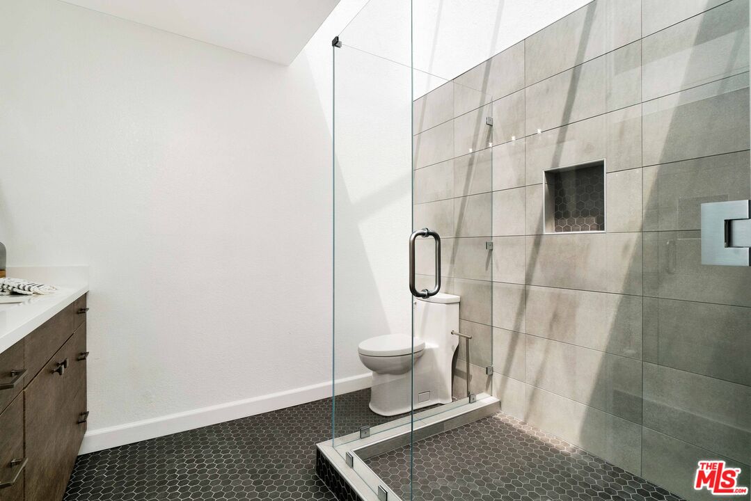 29221 Heathercliff Rd Unit: 4