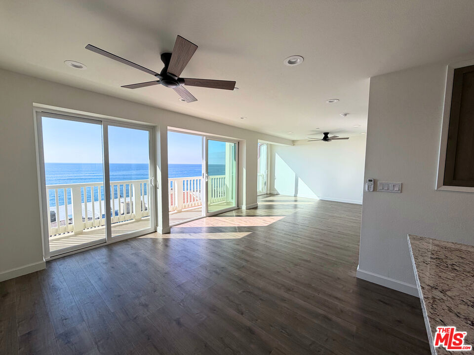 11862 Ebbtide Ln Unit: Upper