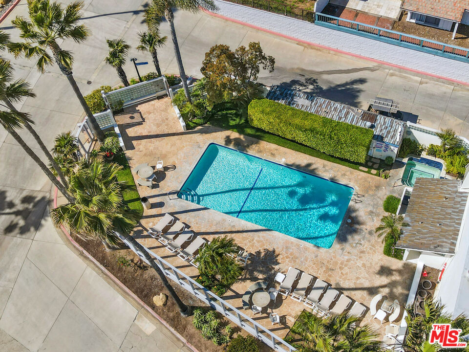 11854 Coral Reef Ln