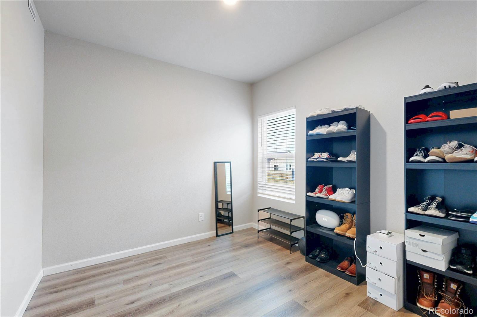 1025 Payton Avenue