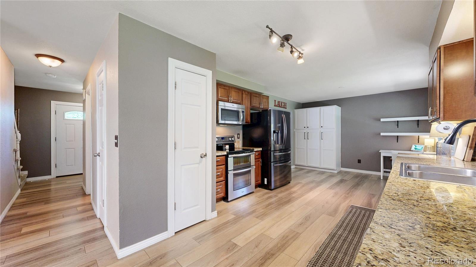 982 E 130th Circle