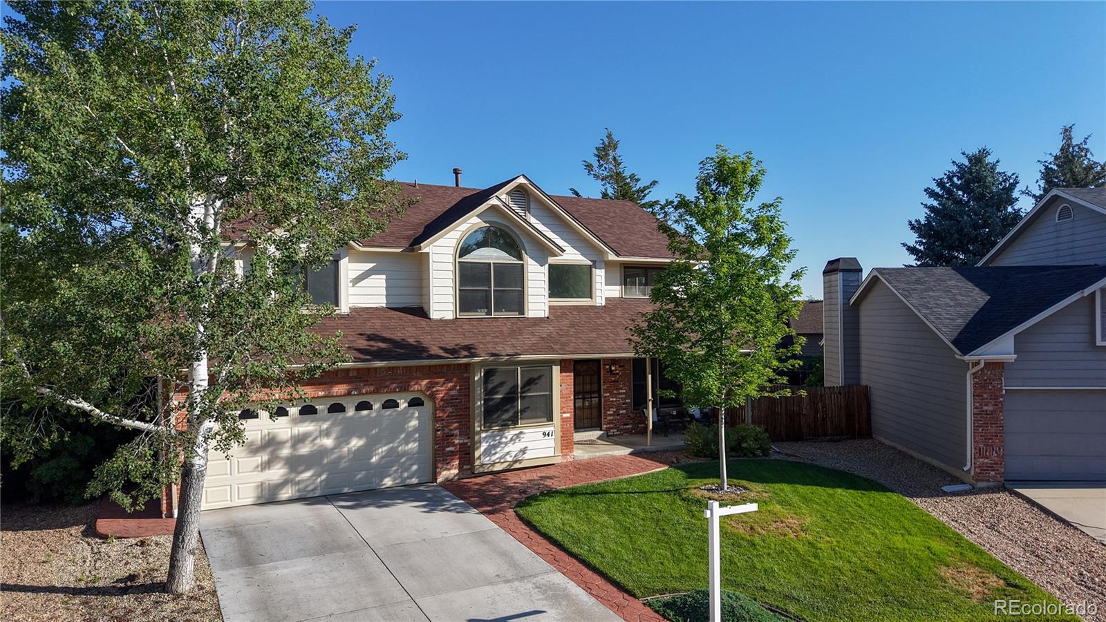 941 E 130th Circle