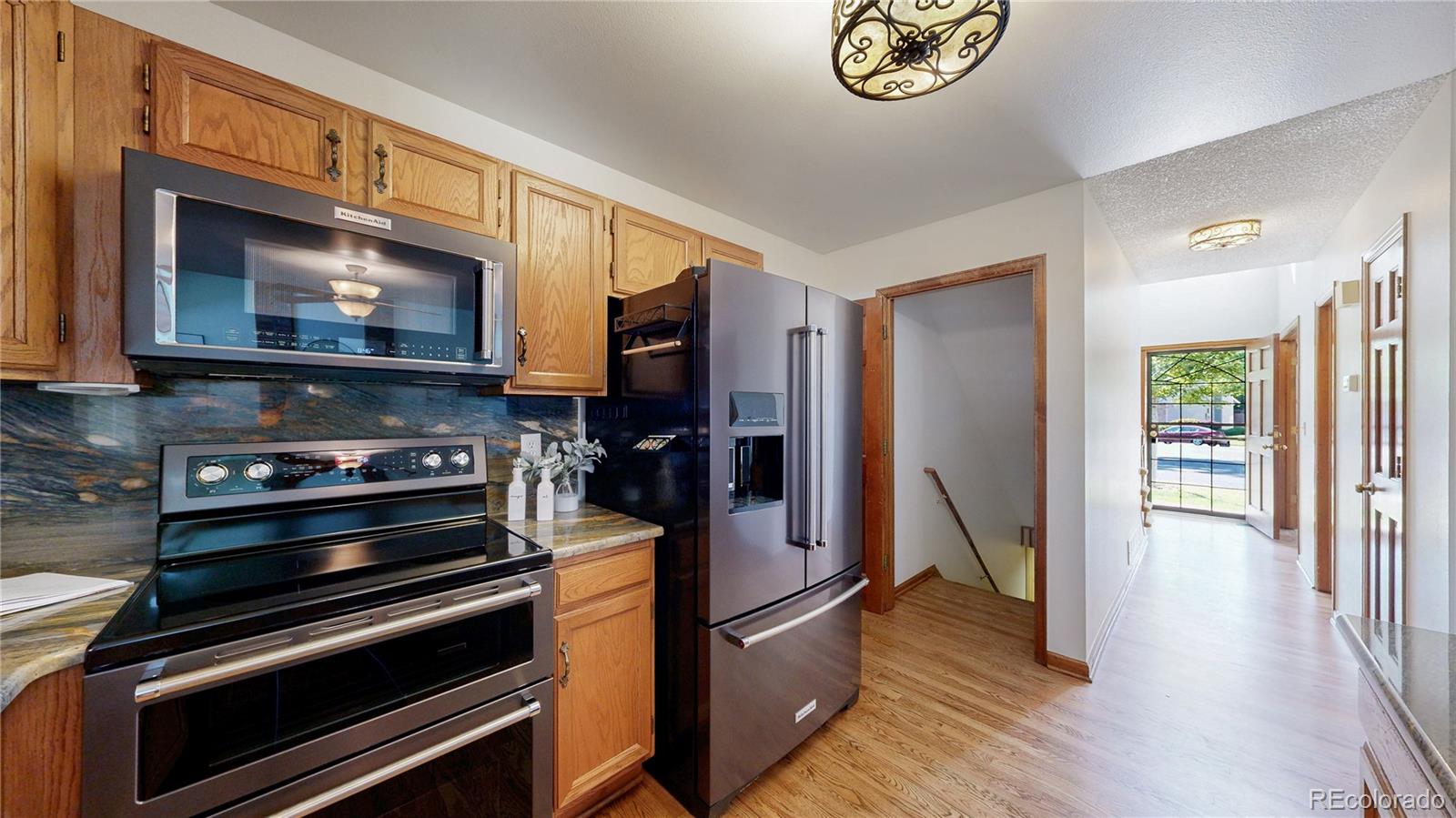 941 E 130th Circle