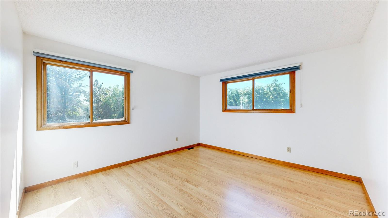 941 E 130th Circle