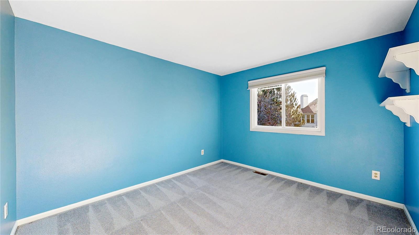 978 E 132nd Drive