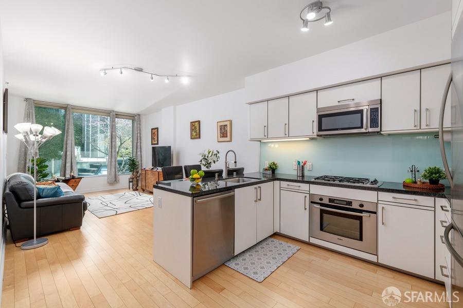 318 Spear Street # 3G