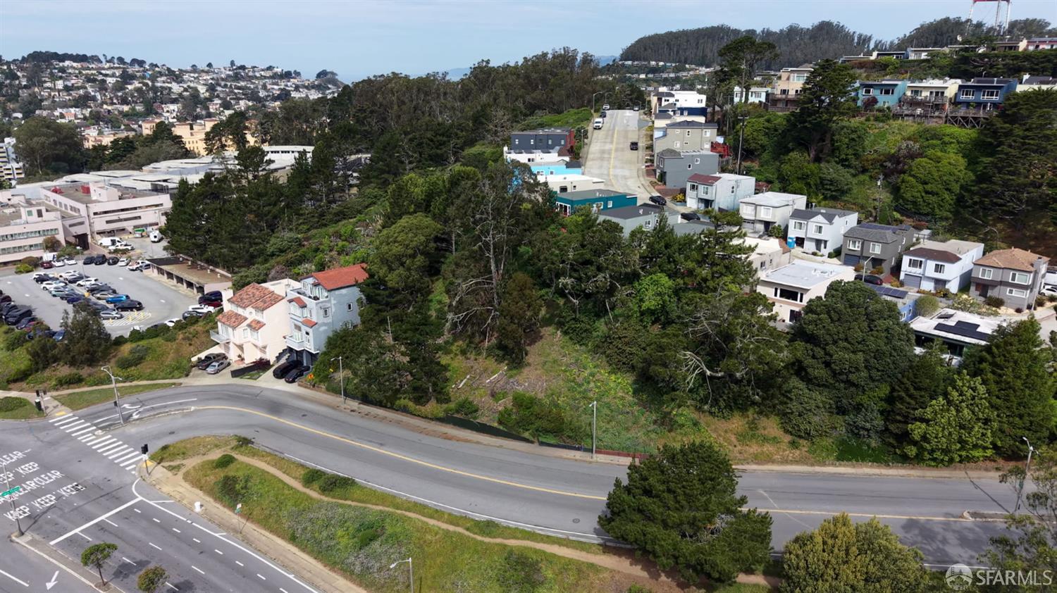 1230 Twin Peaks Boulevard