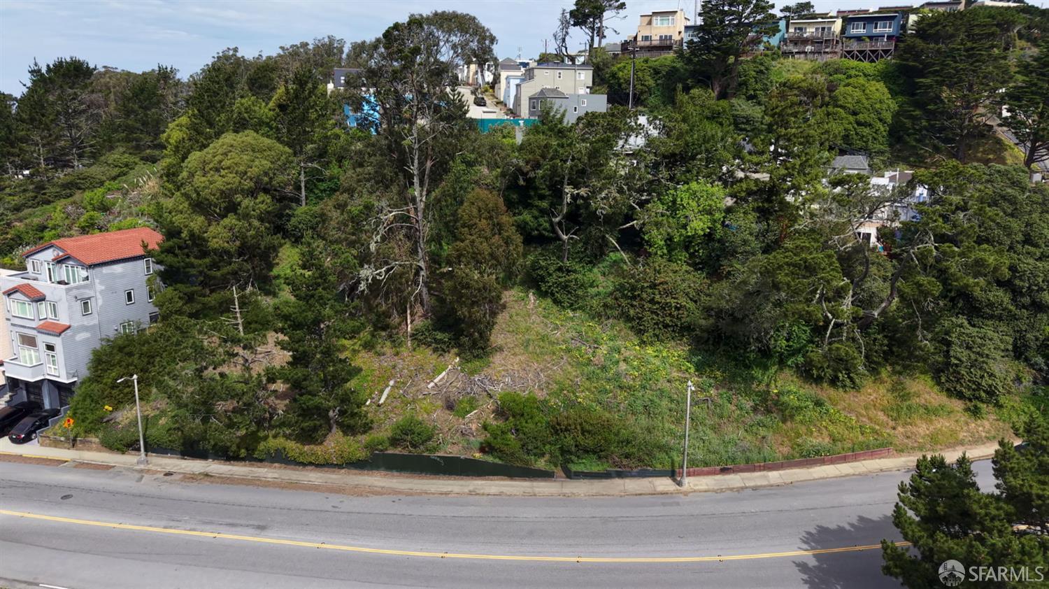 1230 Twin Peaks Boulevard