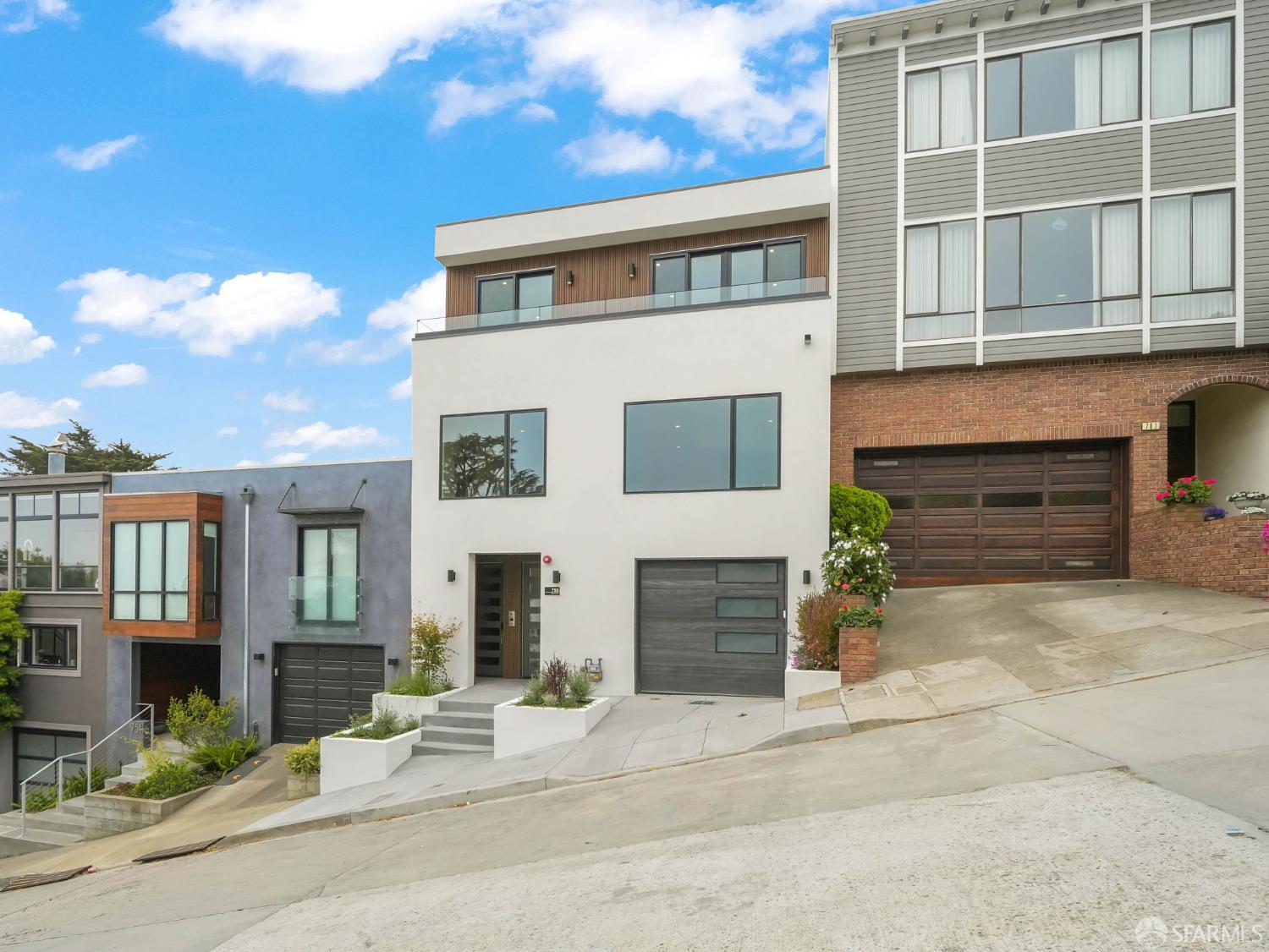 755 Duncan Street