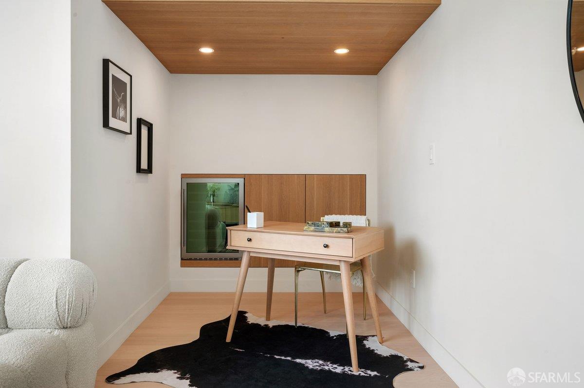 1101 Sloat Boulevard