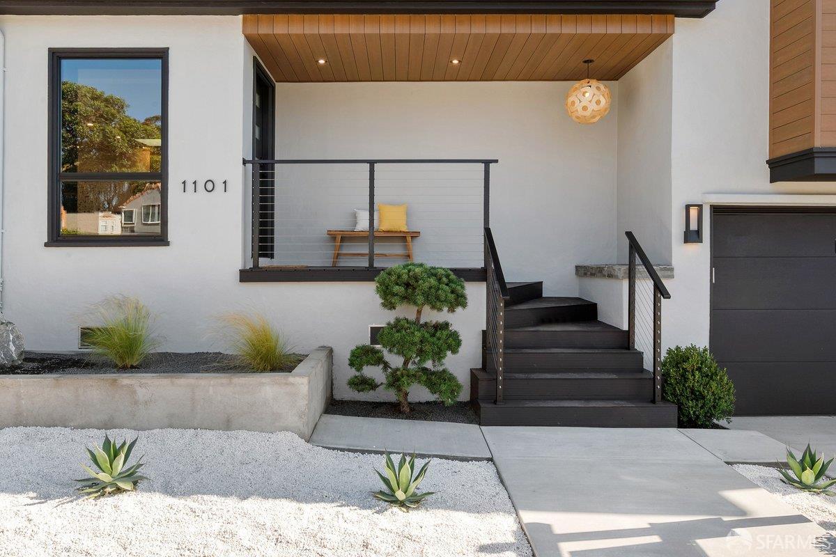 1101 Sloat Boulevard