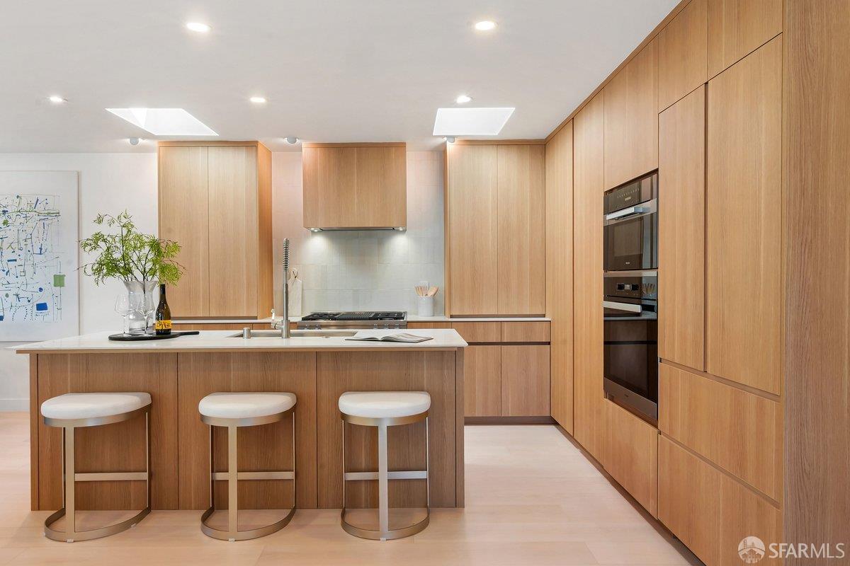 1101 Sloat Boulevard