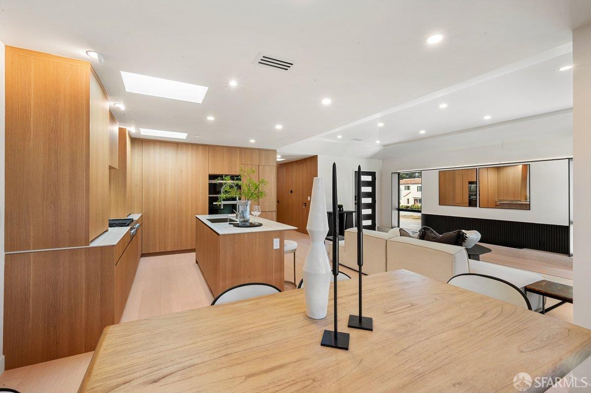 1101 Sloat Boulevard