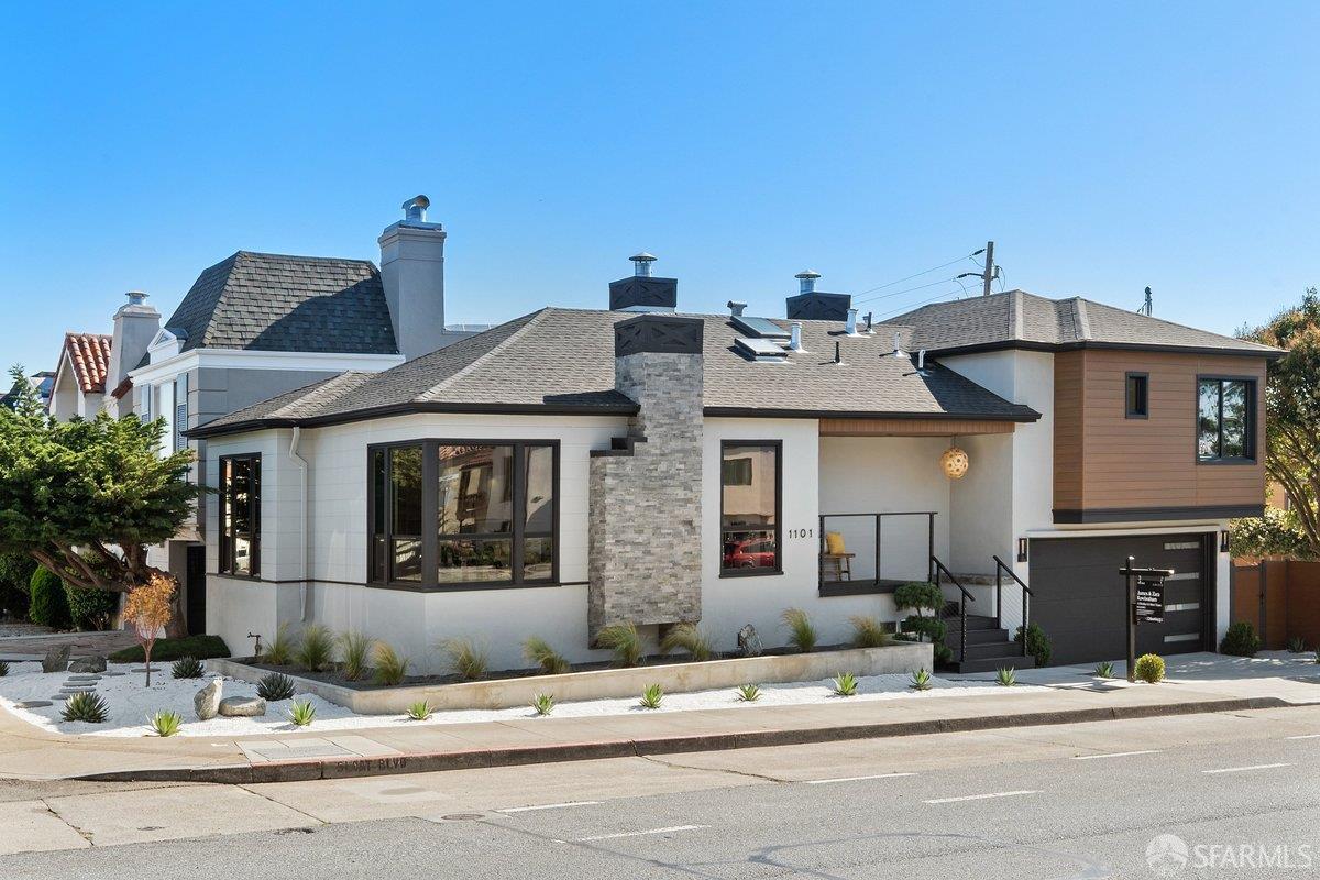 1101 Sloat Boulevard