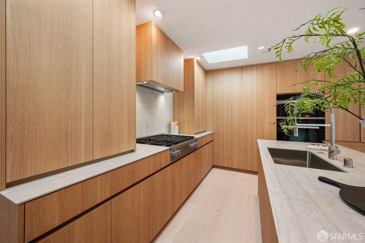 1101 Sloat Boulevard