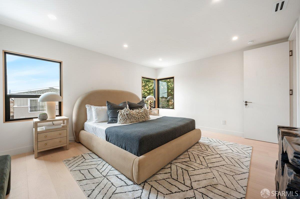 1101 Sloat Boulevard