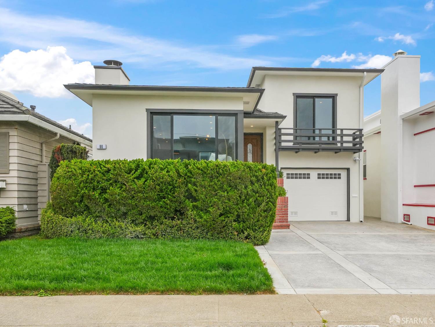 96 Lakemont Drive