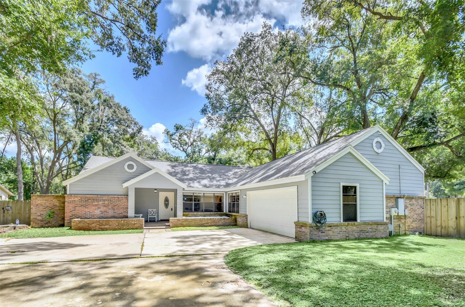 1463 CEDAR GLEN DR