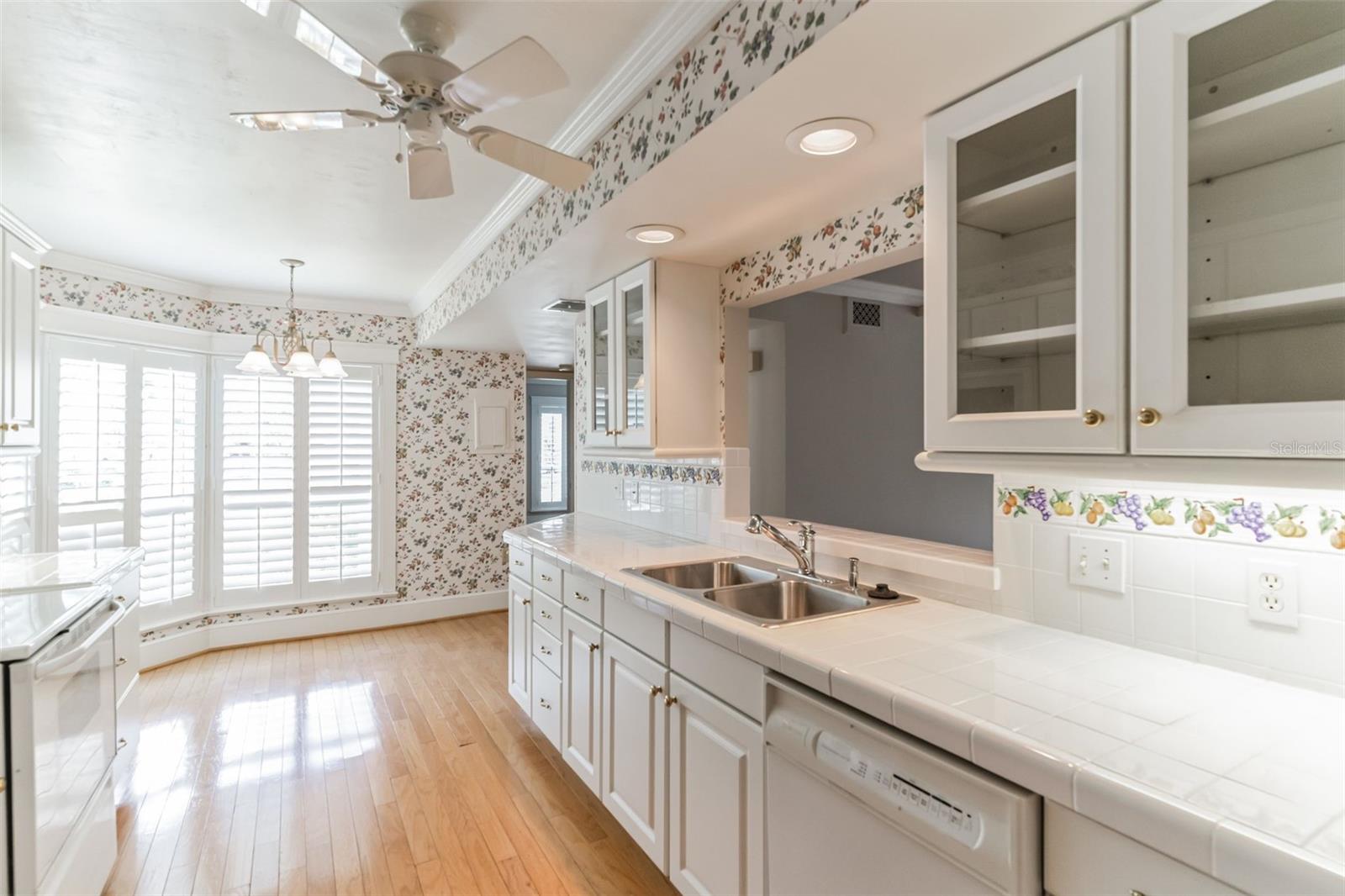 202 QUAYSIDE CIR #201