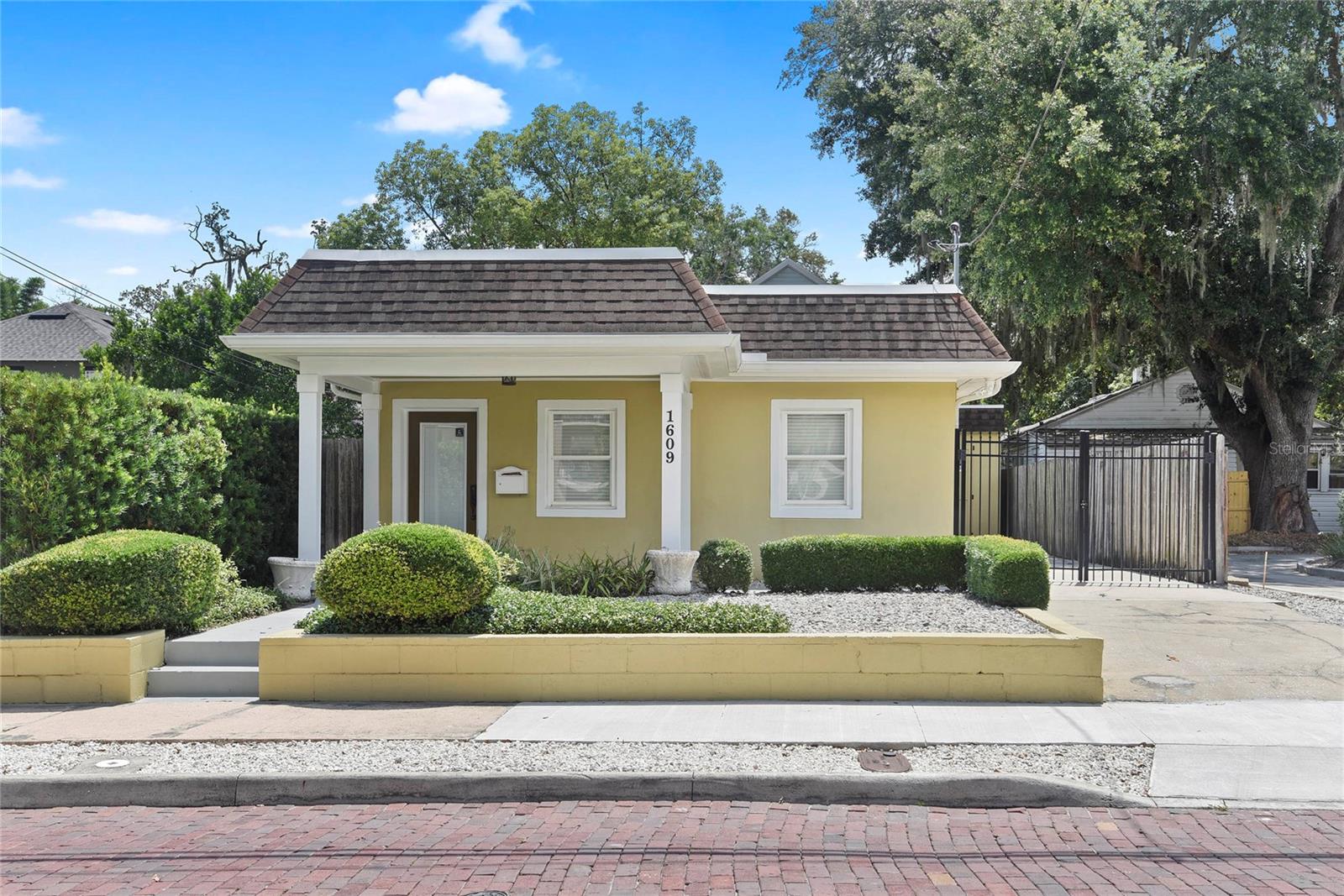 1609 ALDEN RD