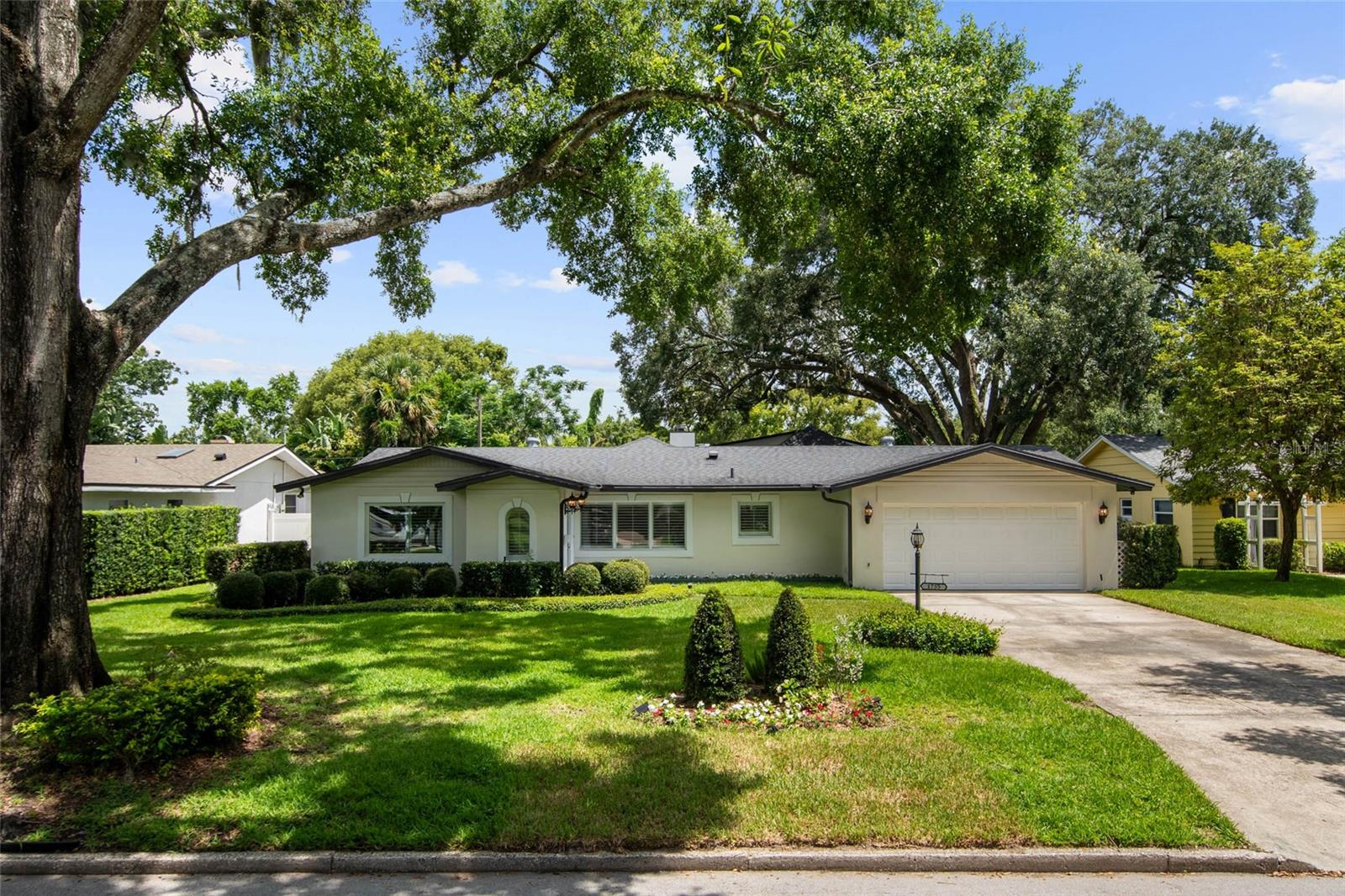 1755 CAROLLEE LN