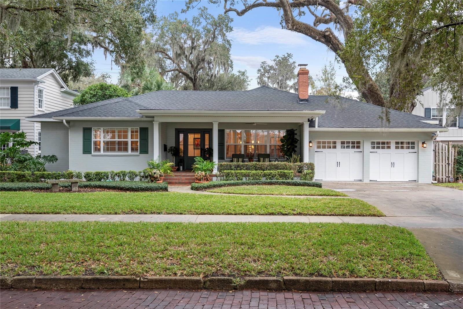 1222 LANCASTER DR