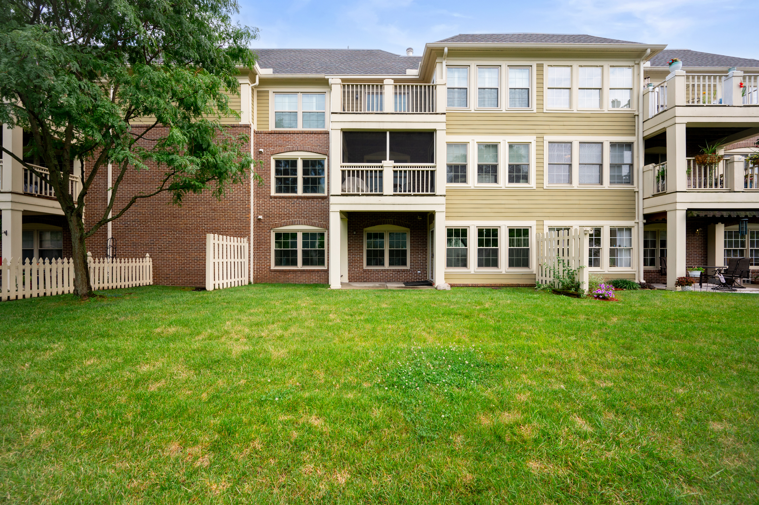 7601 Newport Bay Drive Unit: UNIT 120