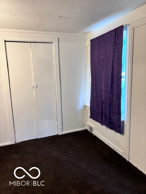 811 W 12th Street