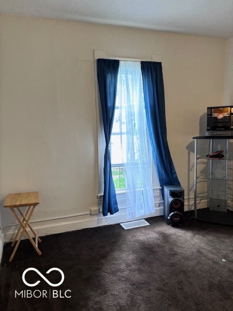 811 W 12th Street