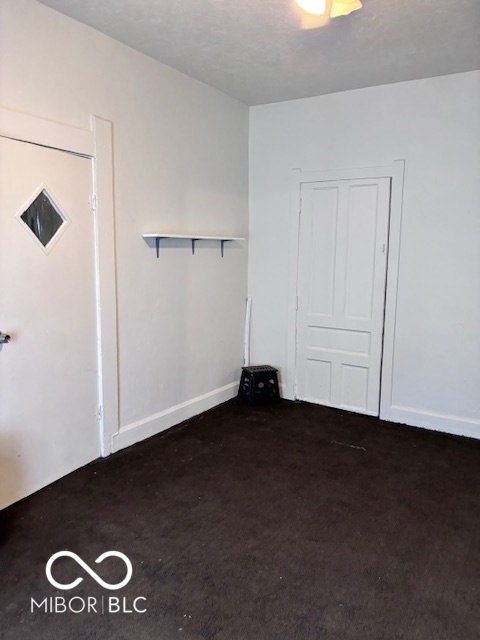 811 W 12th Street
