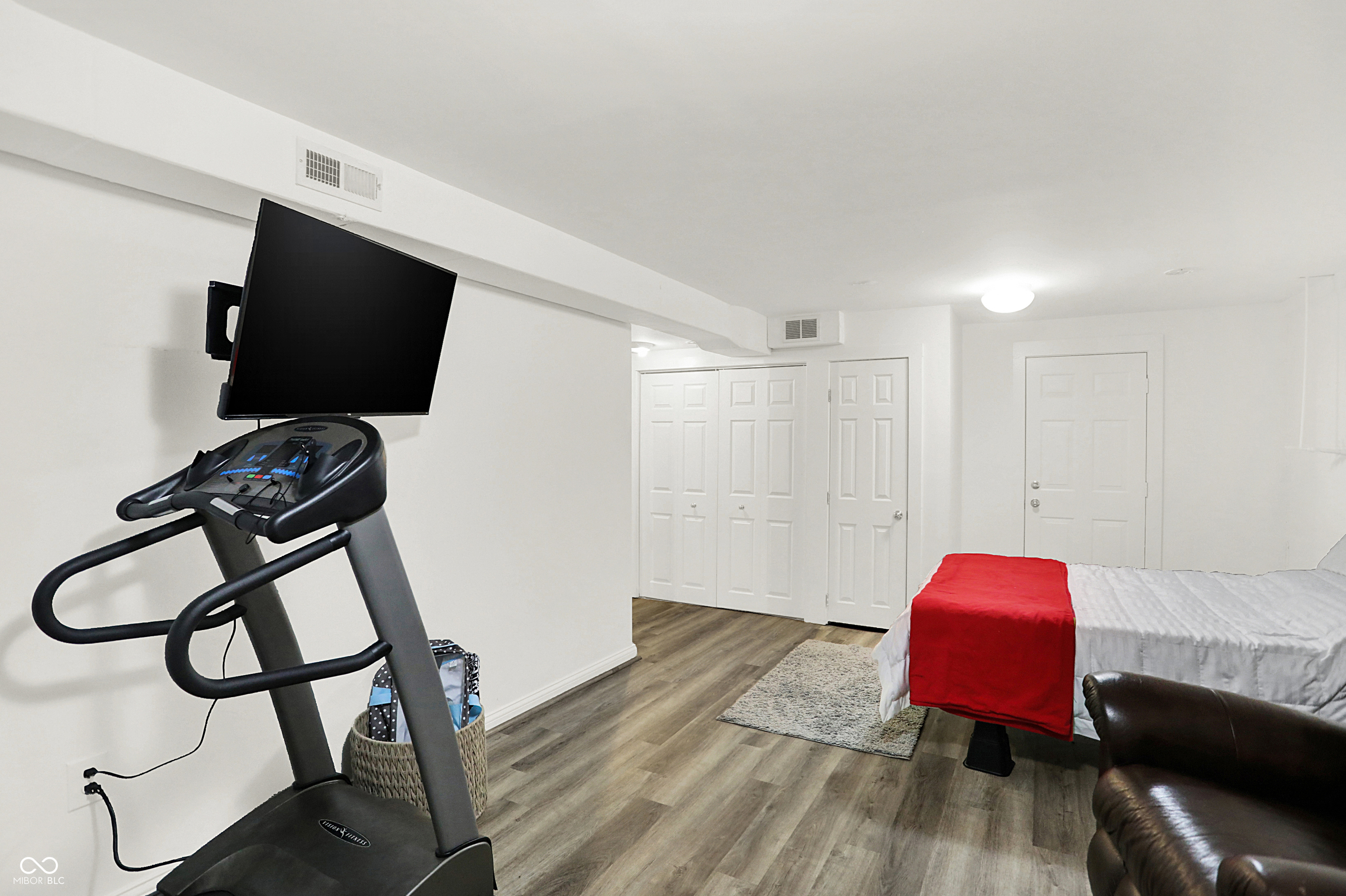 140 N 1st Street