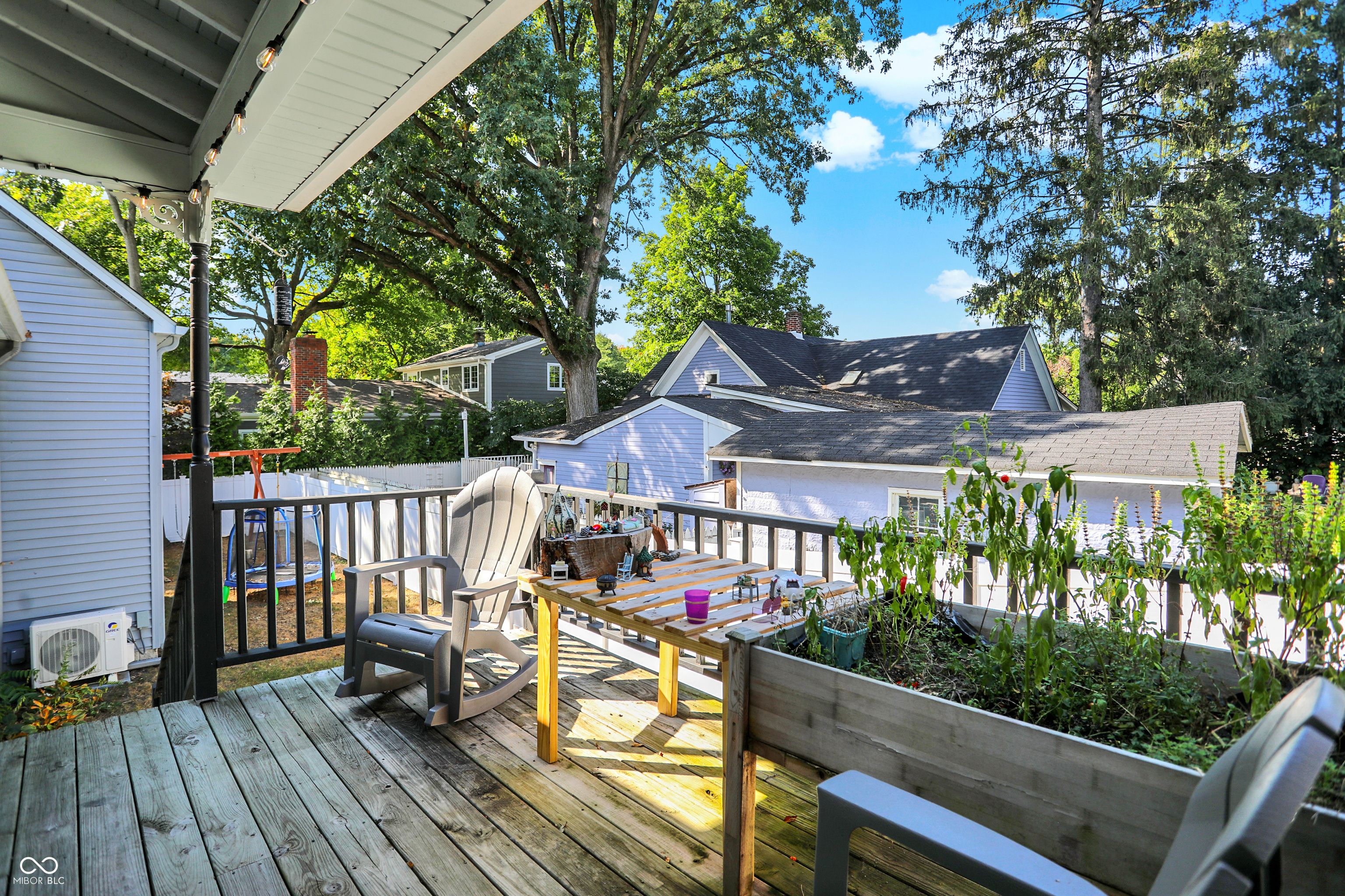 140 N 1st Street