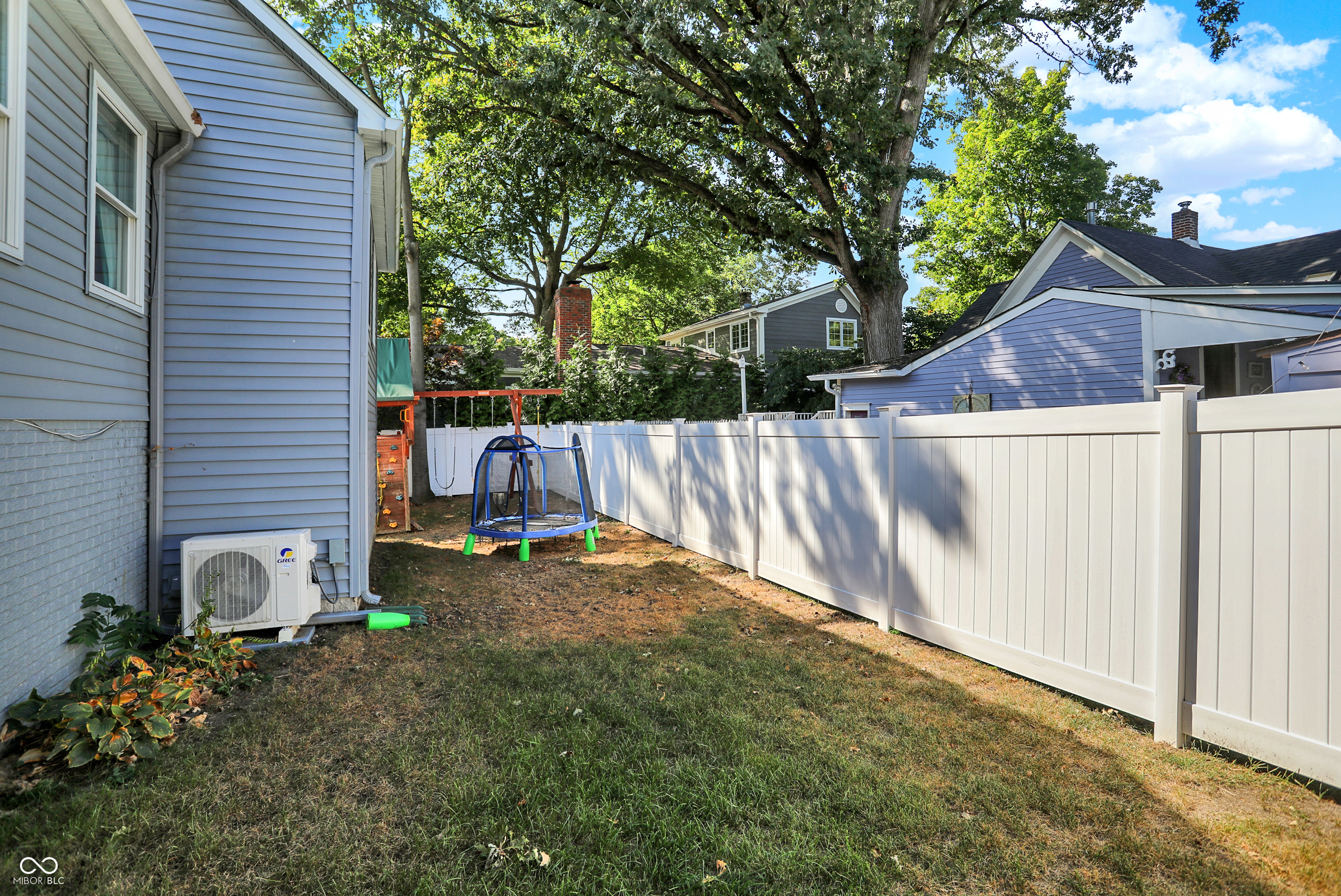 140 N 1st Street