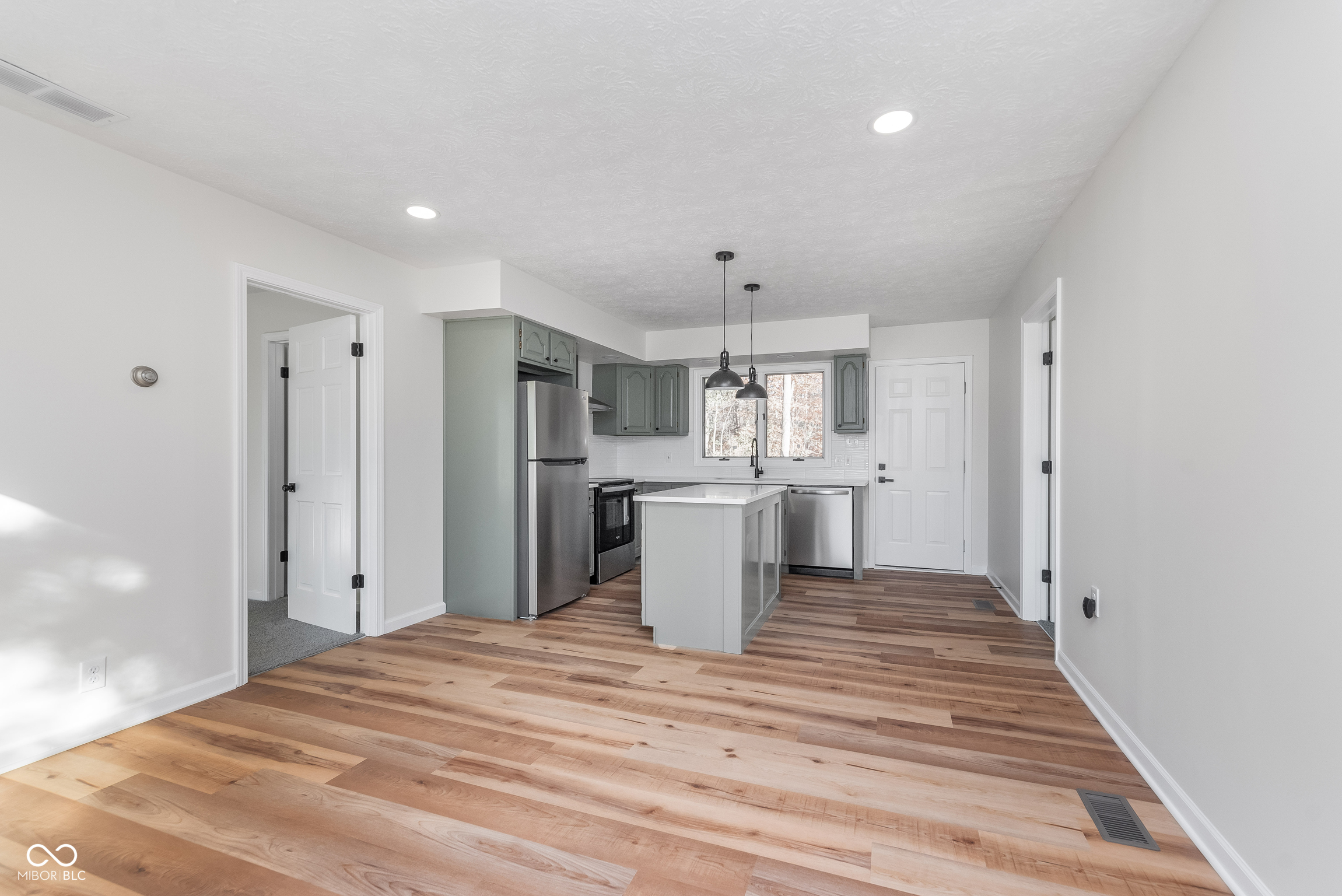 10875 Willowmere Drive