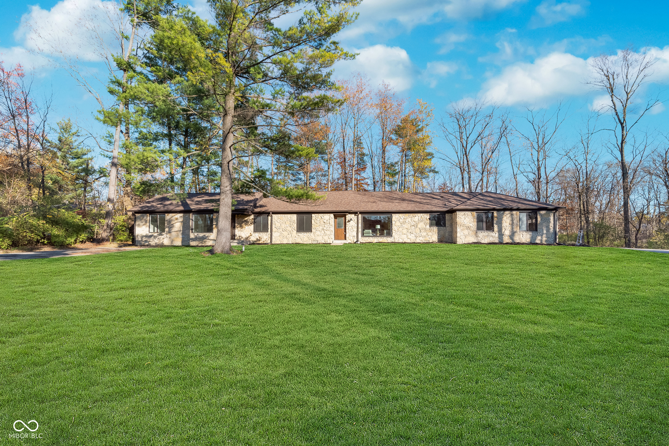 10875 Willowmere Drive